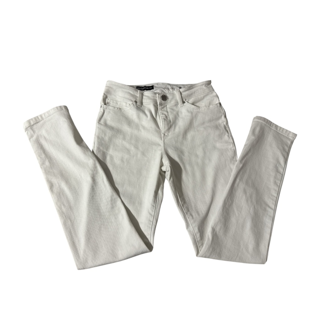 Elegant White Skinny Jeans for Women